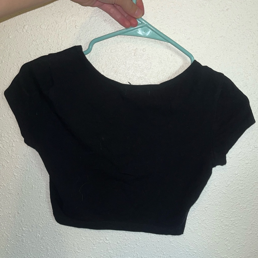 Popular Basic cropped tee - Picture 3 of 3